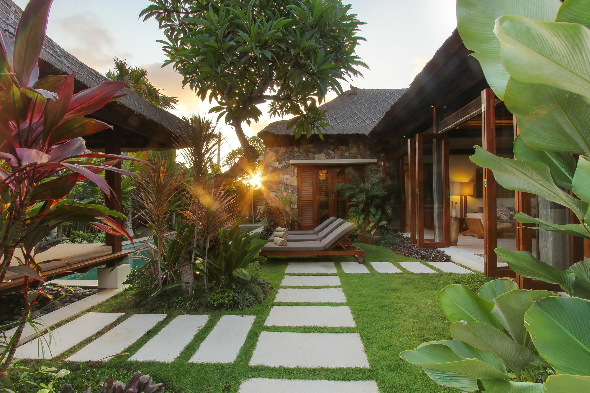 Villa Suar Seminyak  Luaran gambar